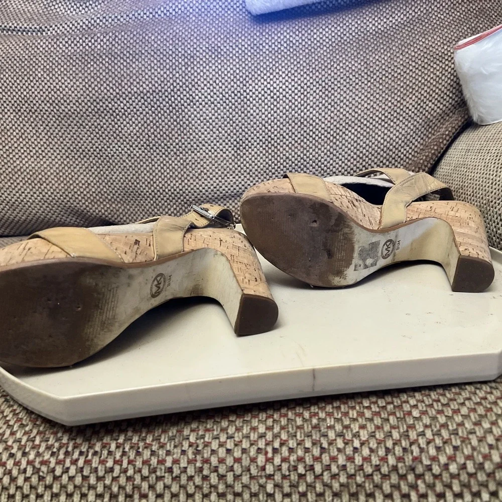 Michael Kors Ivana Platform Sandals Heels Women Size 9.5 M Nude